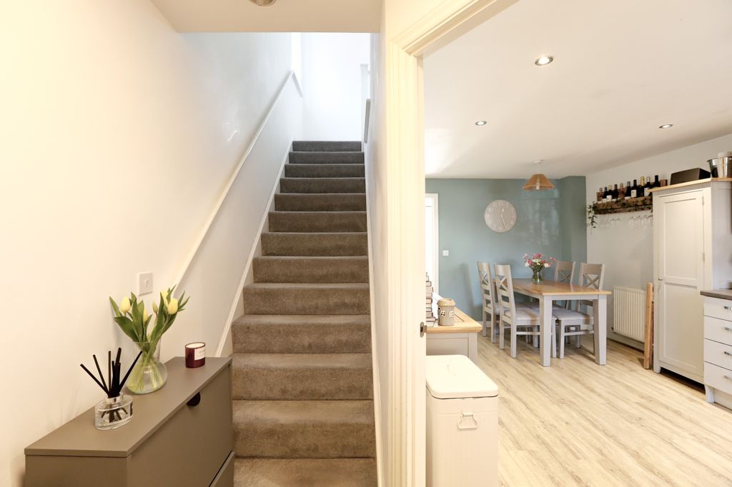 Property photo 2 of 26 Entrance Hallway