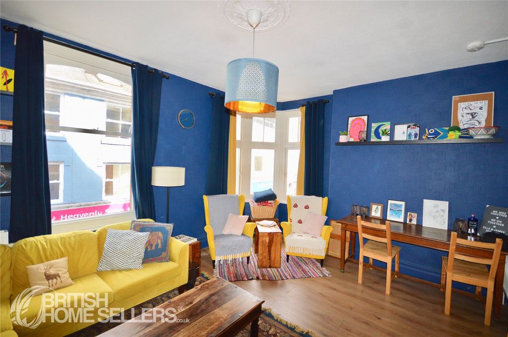 Property photo 3 of 11 Picture No. 04