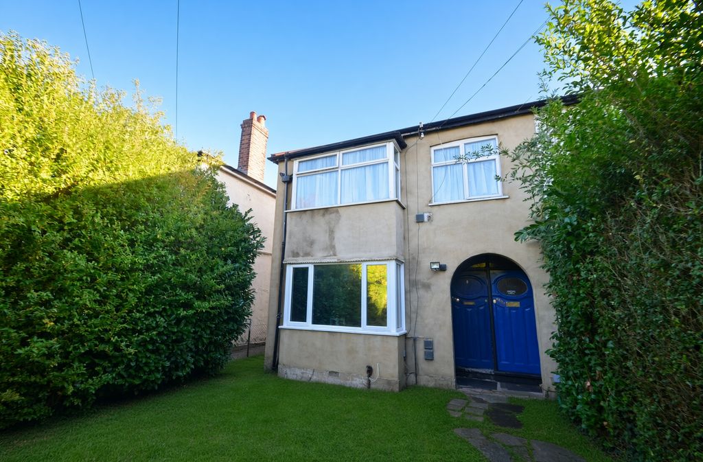 Property photo 1 of 10 Koo5T