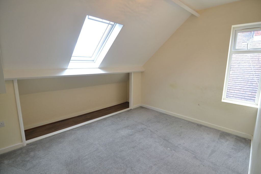Property photo 3 of 4
