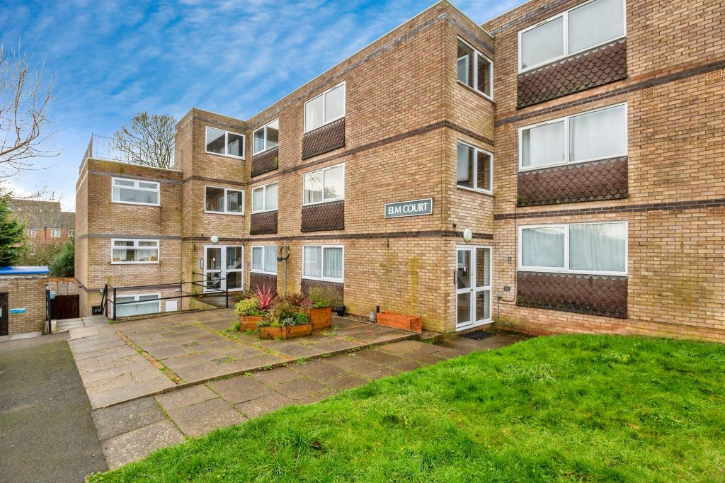 Property photo 1 of 18