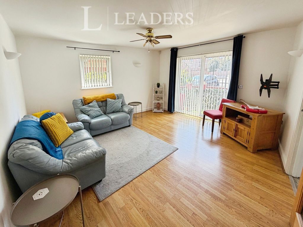 Property photo 2 of 8 Pbox-Img.Jpg