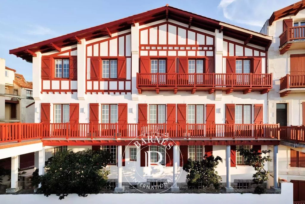 Property photo 1 of 3