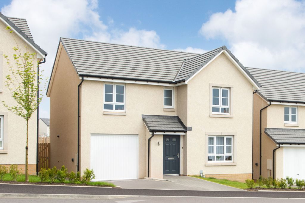 Property photo 3 of 10 4 Bedroom Detached Home At West Craigs