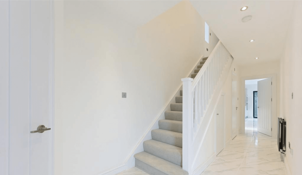 Property photo 3 of 17 42 Rookwood Avenue, New Malden, Kt3 4Ly
