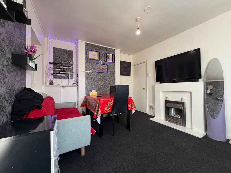 Property photo 3 of 11 Photo 10