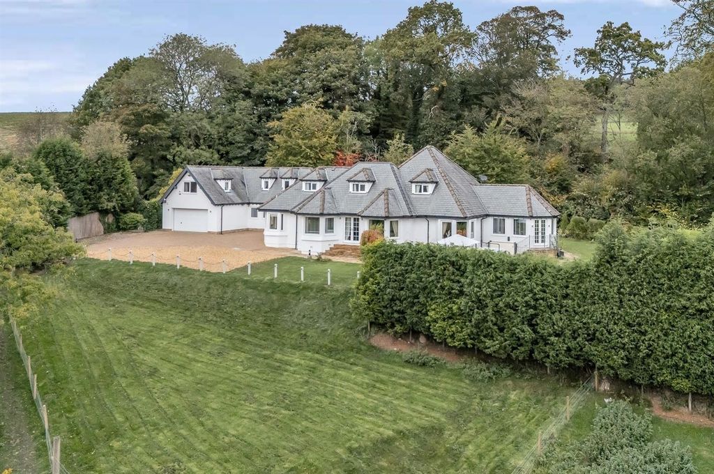 Property photo 1 of 31 Dji_20251008144733_0064_D-2.Jpg