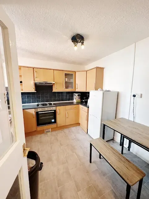 Property photo 3 of 5