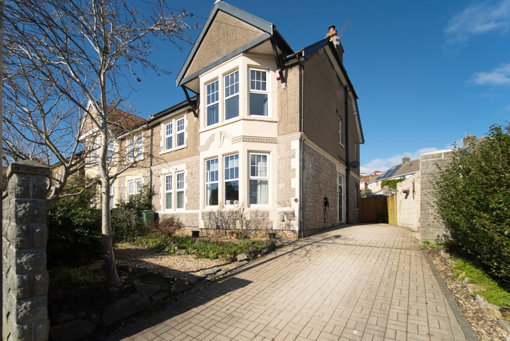 Property photo 1 of 32 4Â Bedroom Semi Detached For Sale