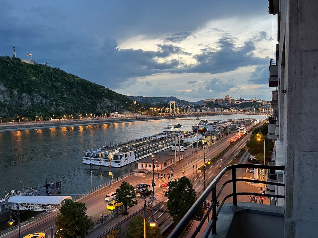 Property photo 3 of 23