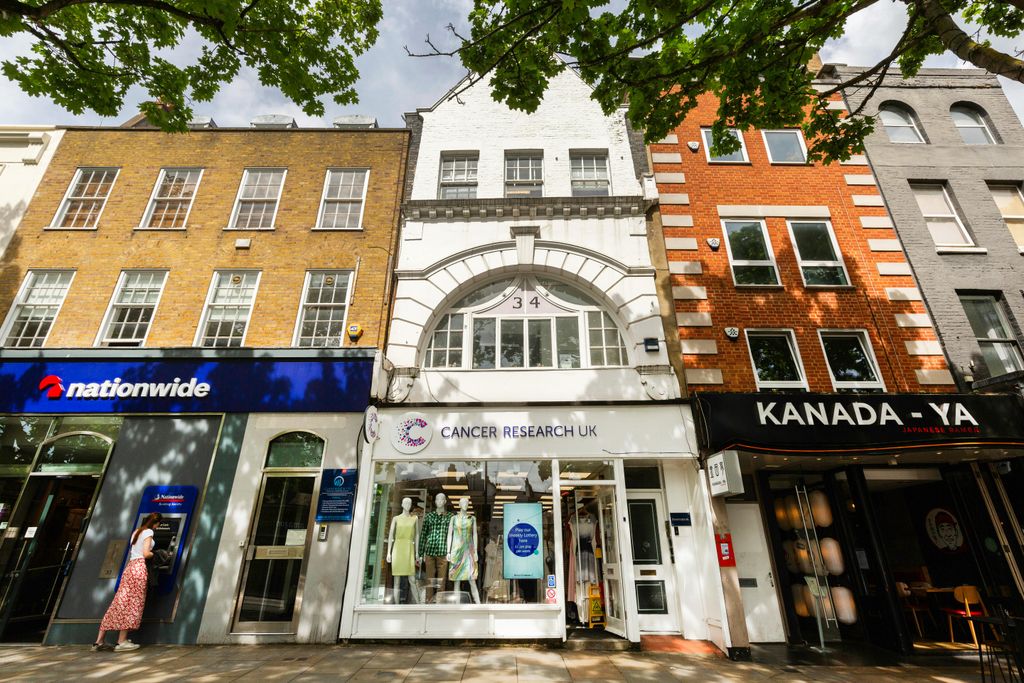 Property photo 1 of 6 34 Upper Street 15.Jpg