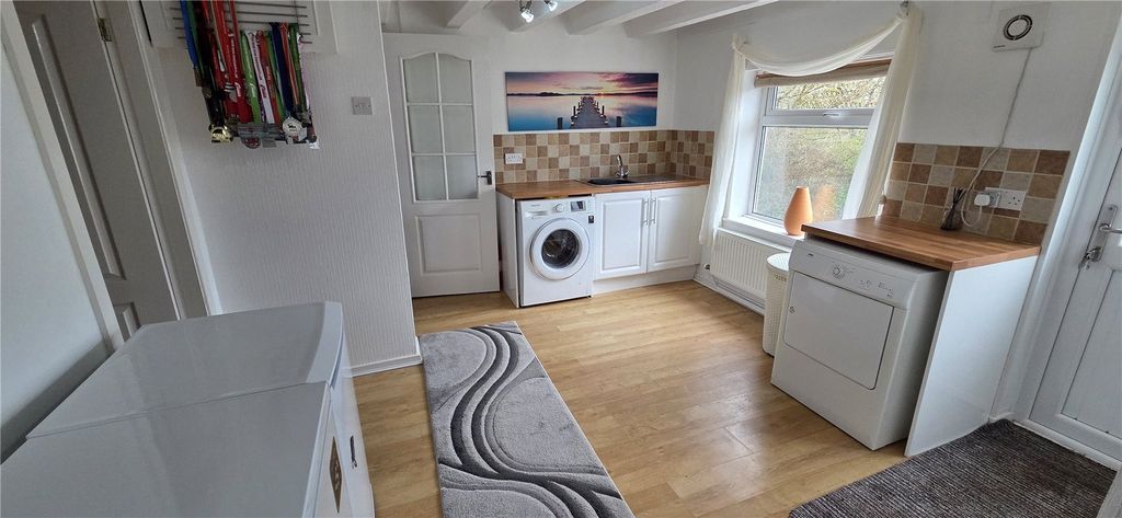 Property photo 3 of 30 Picture No. 24