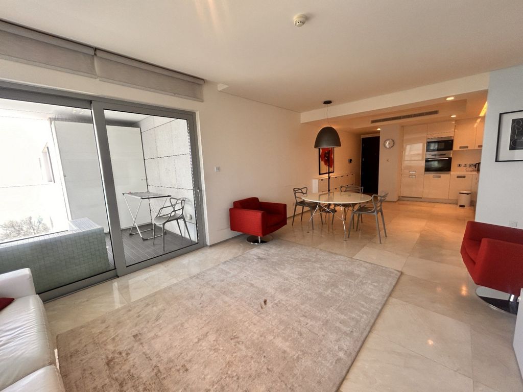 Property photo 2 of 29