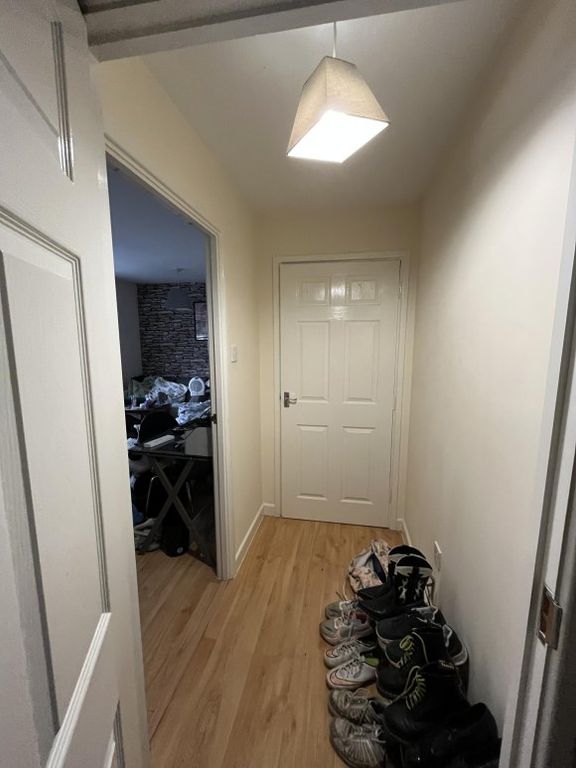 Property photo 3 of 6 9524558.Jpg