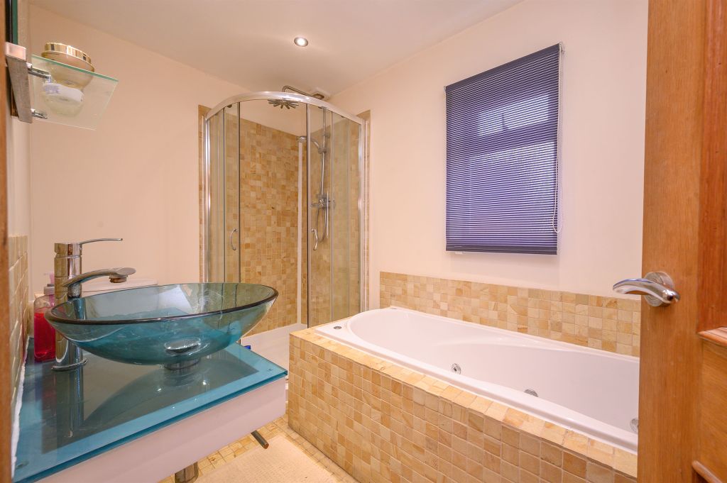 Additional image 11 of 4 bed detached house for saleNorthampton Road, Kettering NN15
