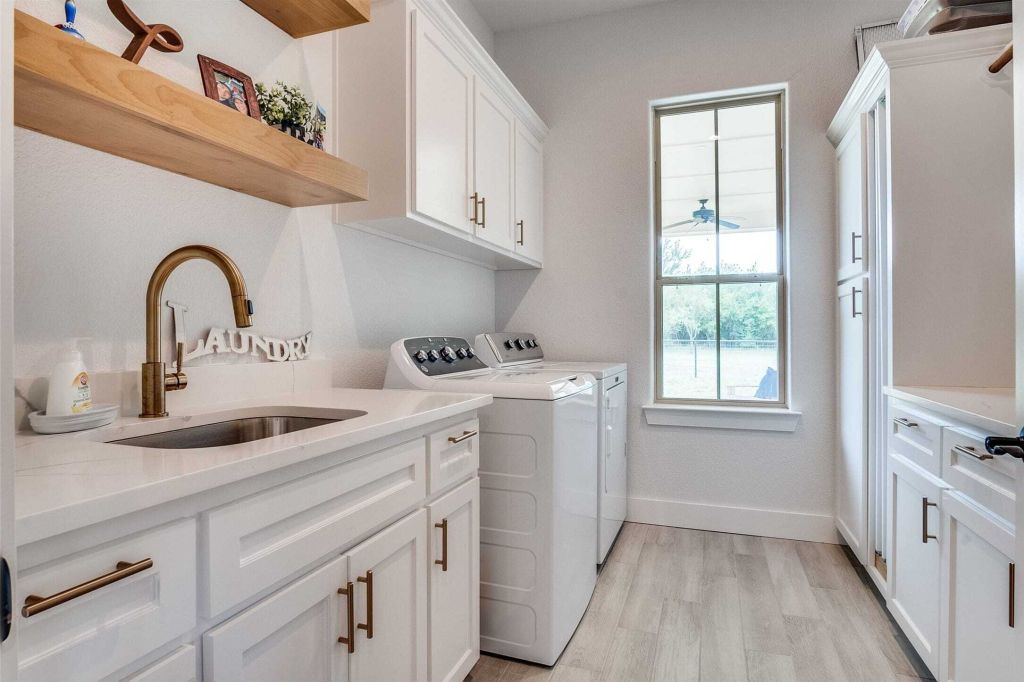 Property photo 2 of 3 <Alttext/>