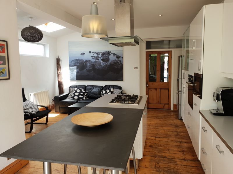 Property photo 3 of 13 Photo 10