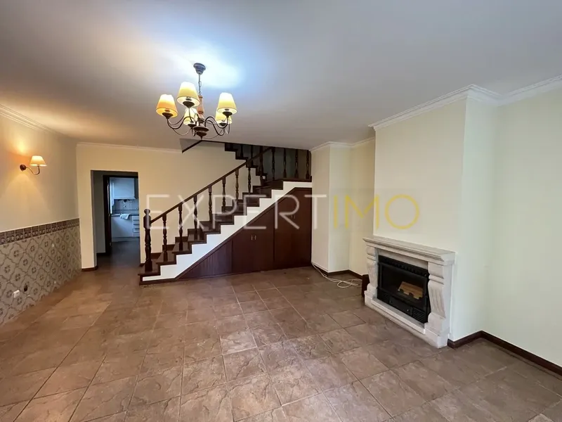 Property photo 1 of 24 Img 0