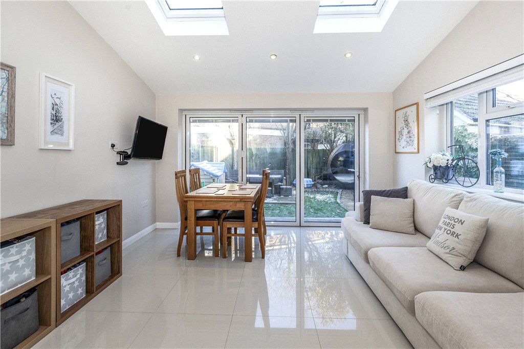 Property photo 2 of 13 Picture No. 10