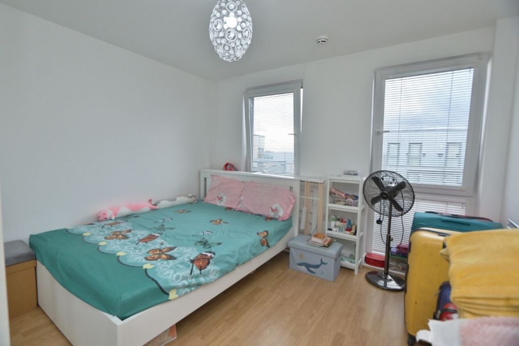 Property photo 3 of 18