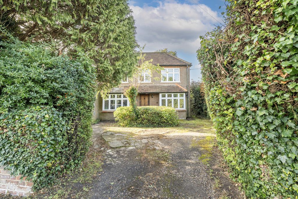 Property photo 1 of 18