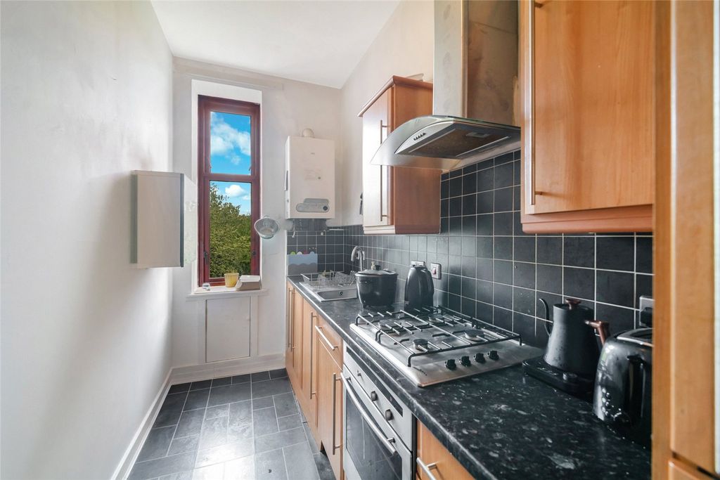 Property photo 3 of 15 Picture No. 29