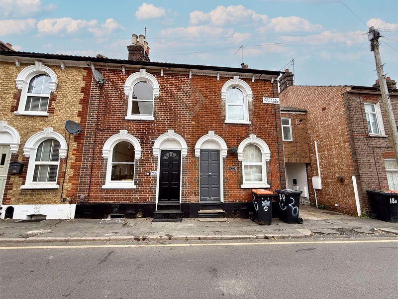 Property photo 1 of 15 Front