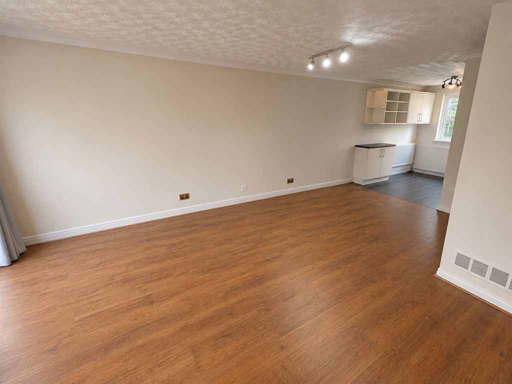 Property photo 3 of 8 5229214