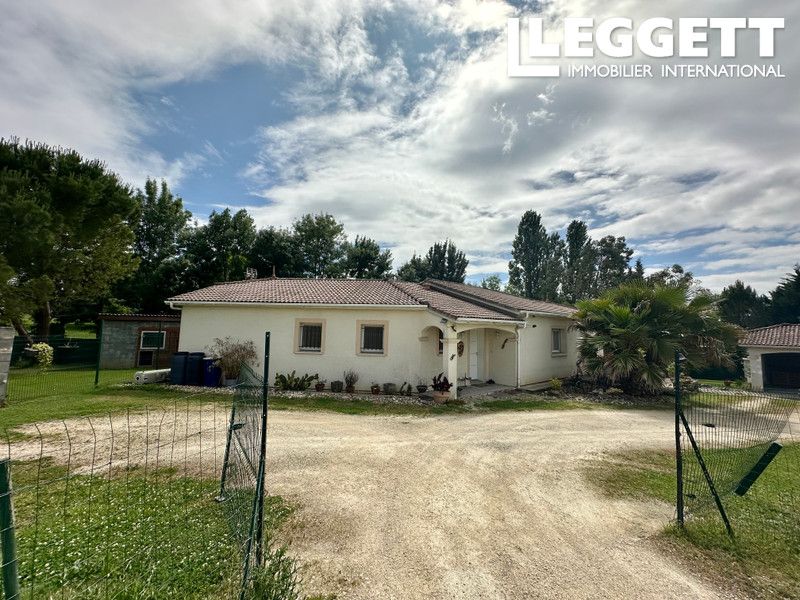 Property photo 2 of 10