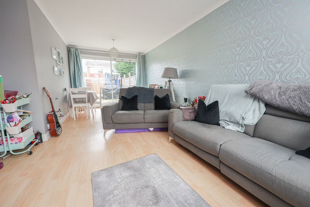 Property photo 3 of 24 4205794