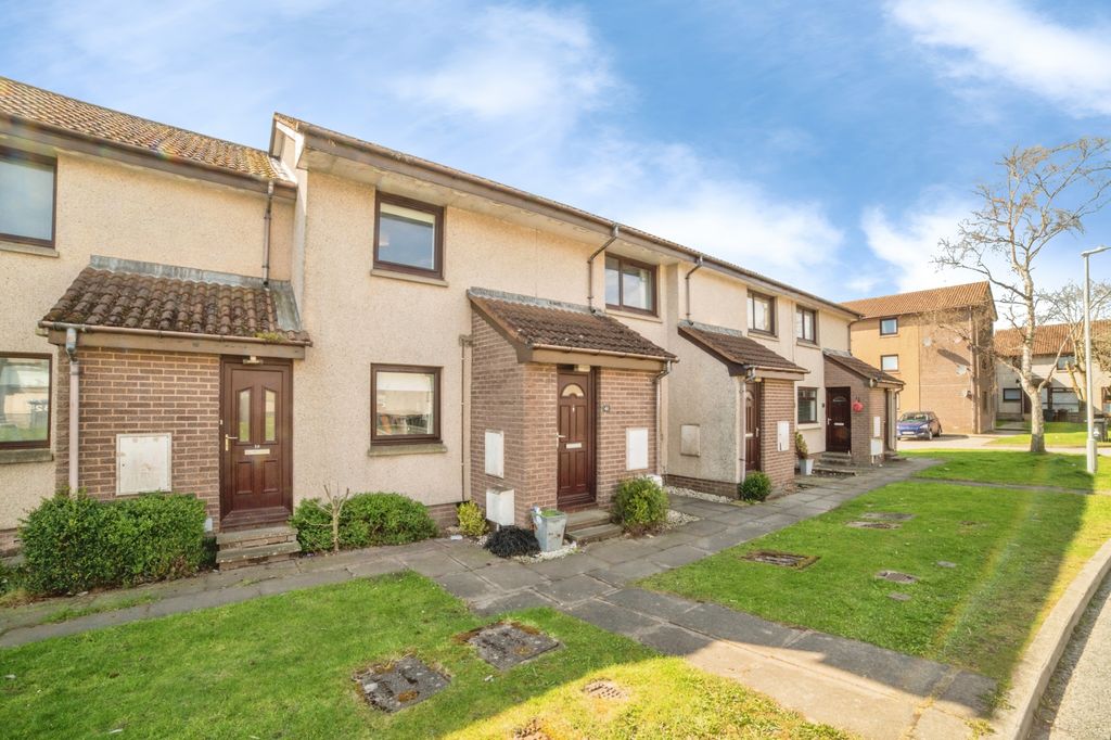 Property photo 2 of 14 Front View