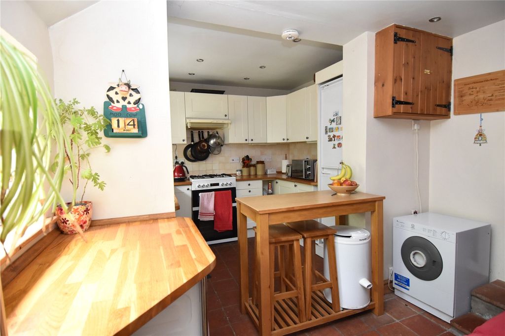 Property photo 3 of 28 Picture No. 24