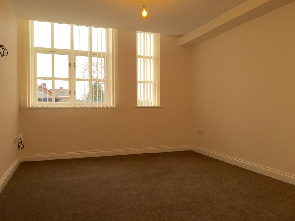 Property photo 2 of 9 Lounge