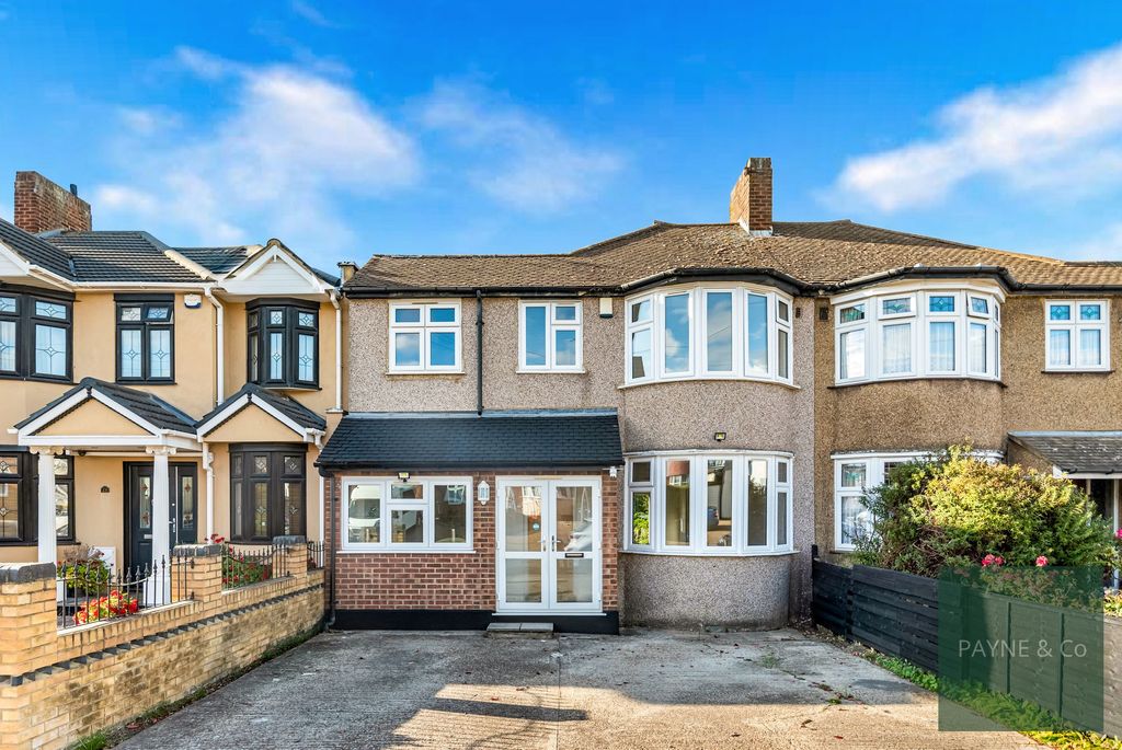 Property photo 1 of 30