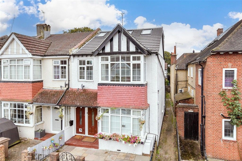 Property photo 3 of 15 External (Web)