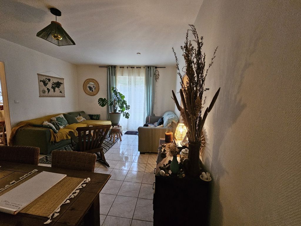 Property photo 2 of 8