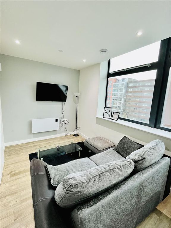 Property photo 3 of 9 Img_0844