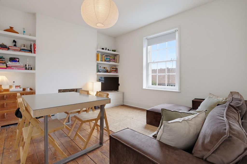 Property photo 2 of 10 Peckhamhillstreet34B-1.Jpg