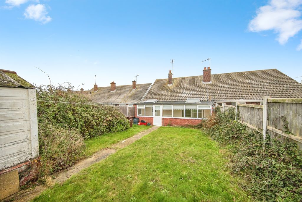 Property photo 2 of 13