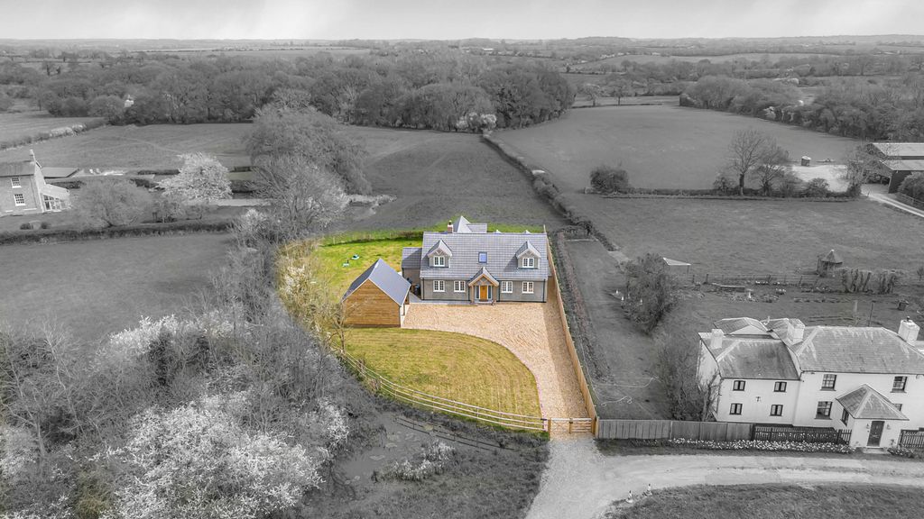 Property photo 2 of 60 7_51354