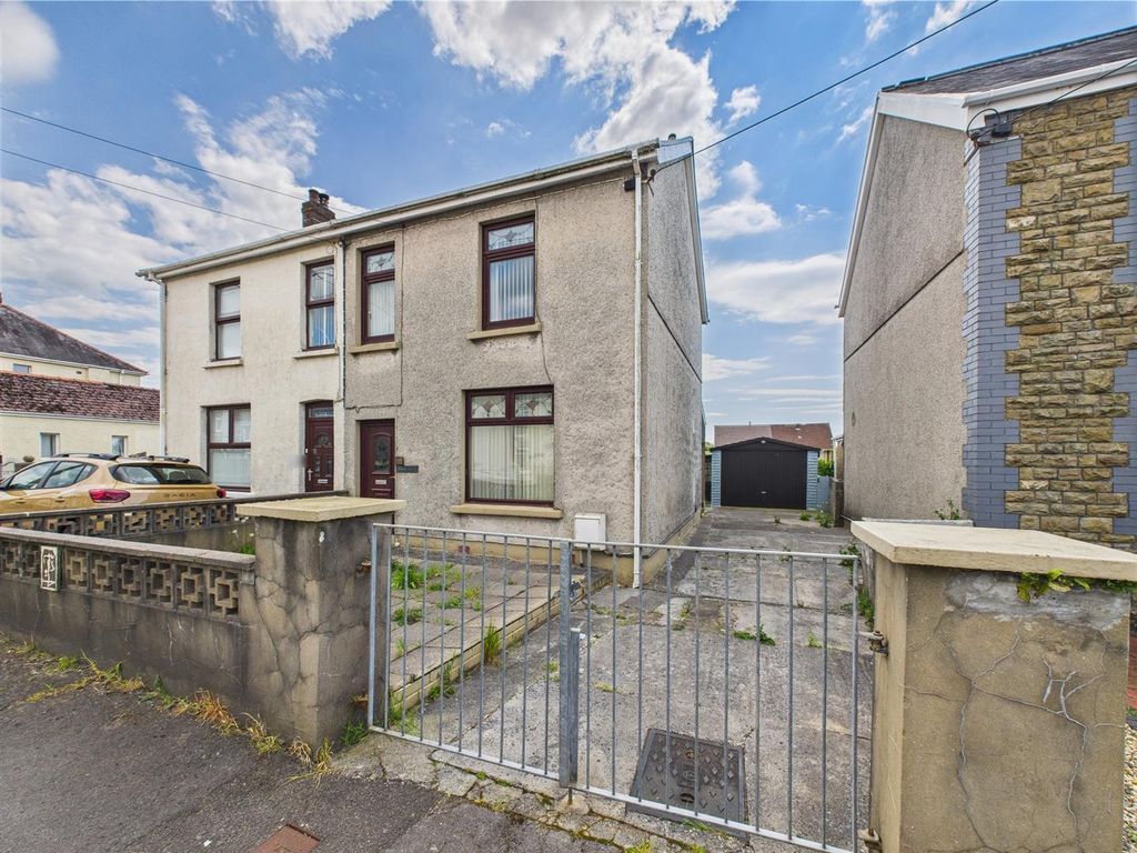 Property photo 1 of 14 Cam03055G0-Pr0221-Still015.Jpg