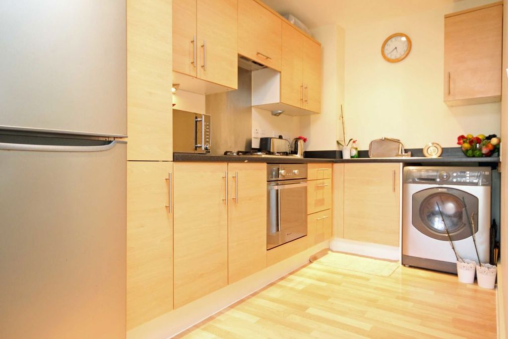 Property photo 2 of 6