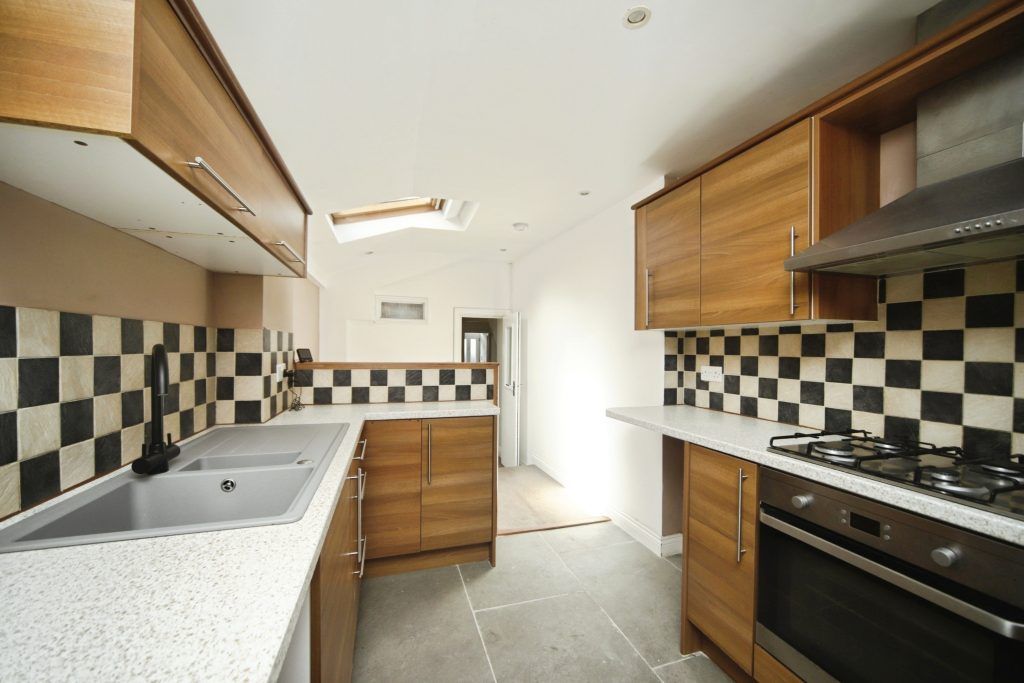Property photo 3 of 17