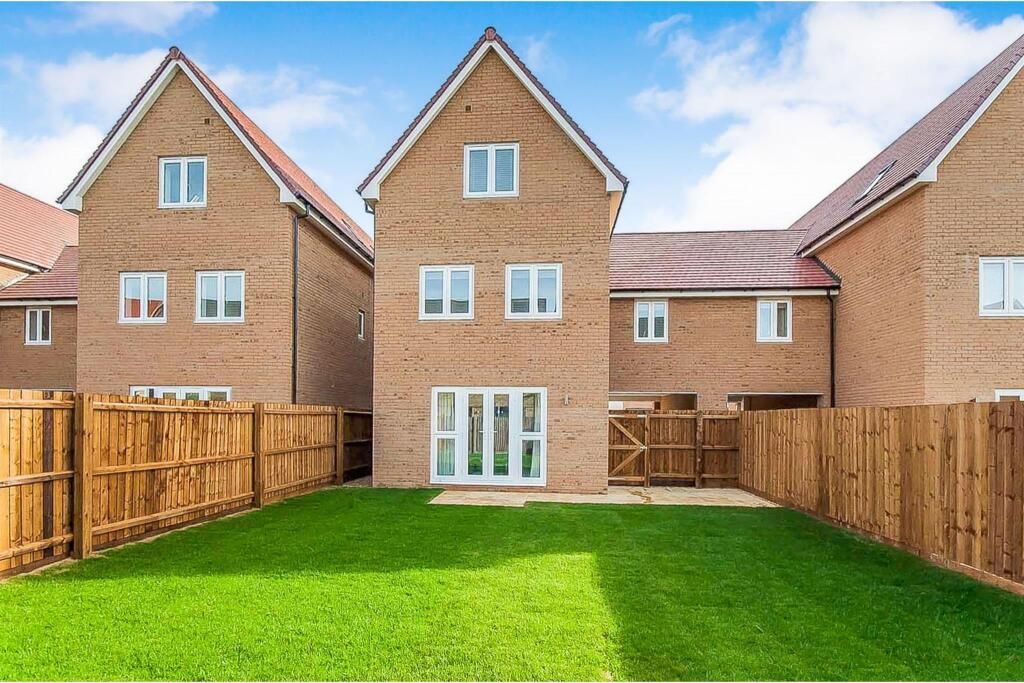 Property photo 1 of 8