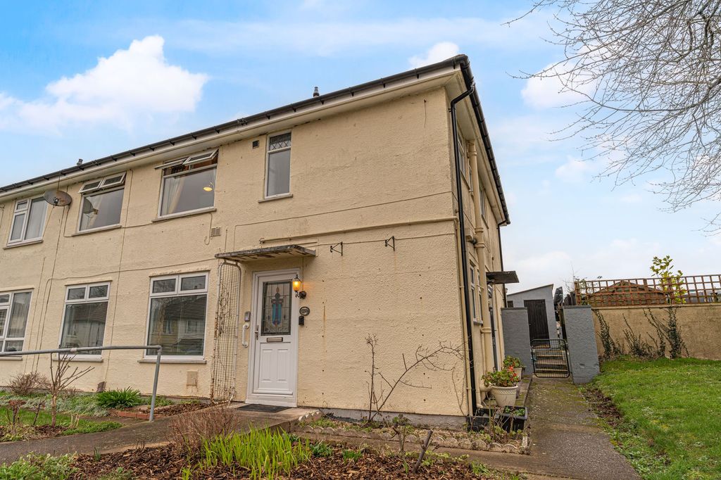 Property photo 1 of 21