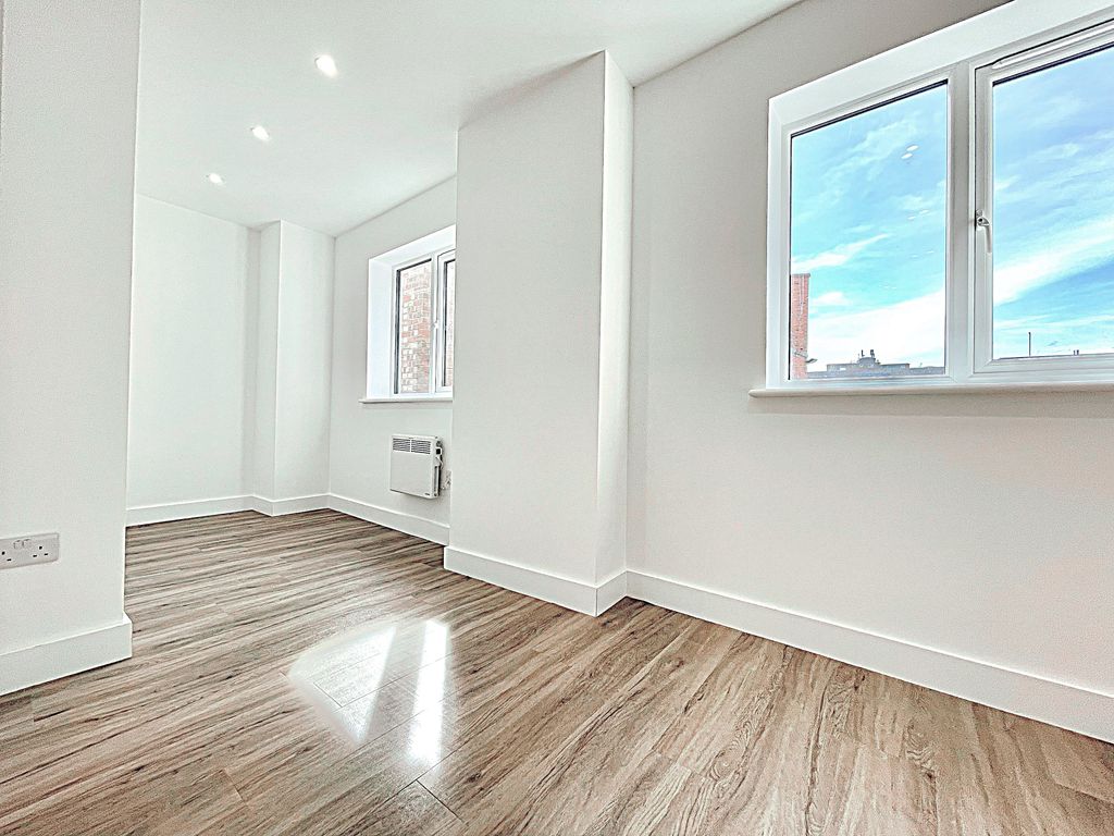 Property photo 3 of 22