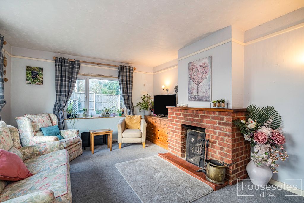 Property photo 3 of 17