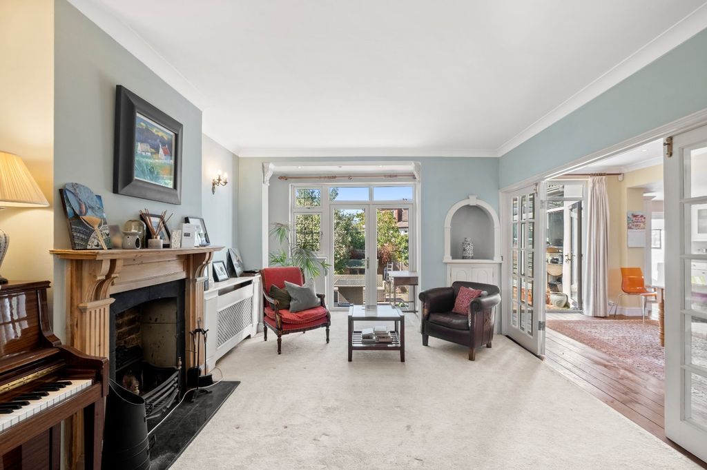 Property photo 3 of 14 Reception Room