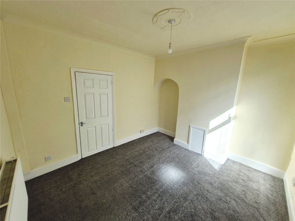 Property photo 3 of 11 Picture No. 10