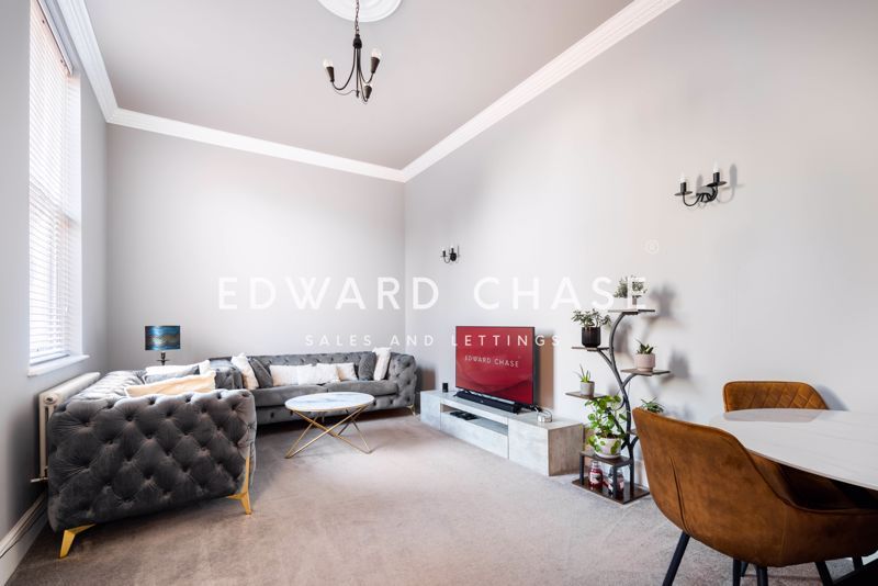 Property photo 3 of 35 Photo 37